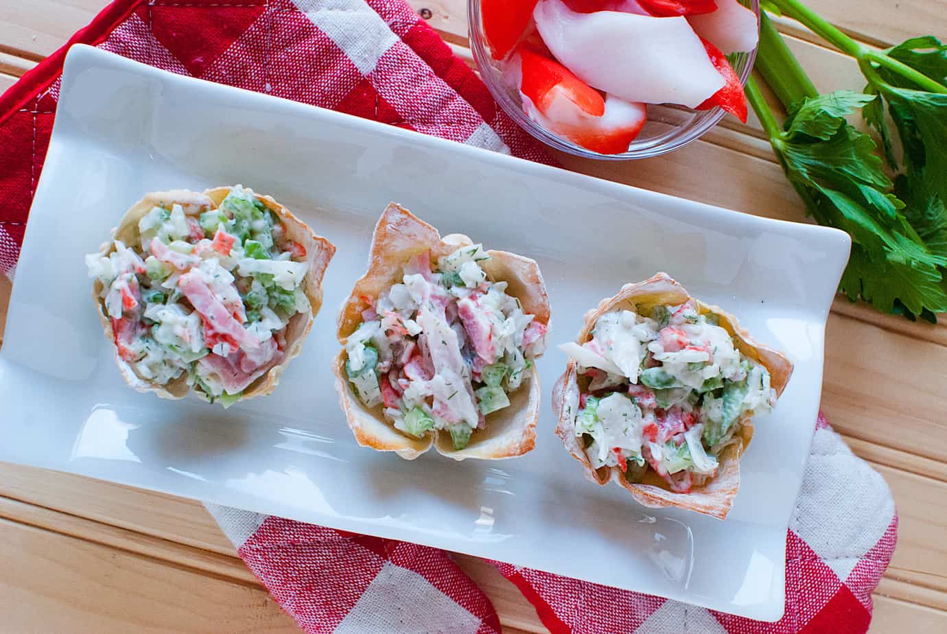 Crab Salad Wonton Appetizers09