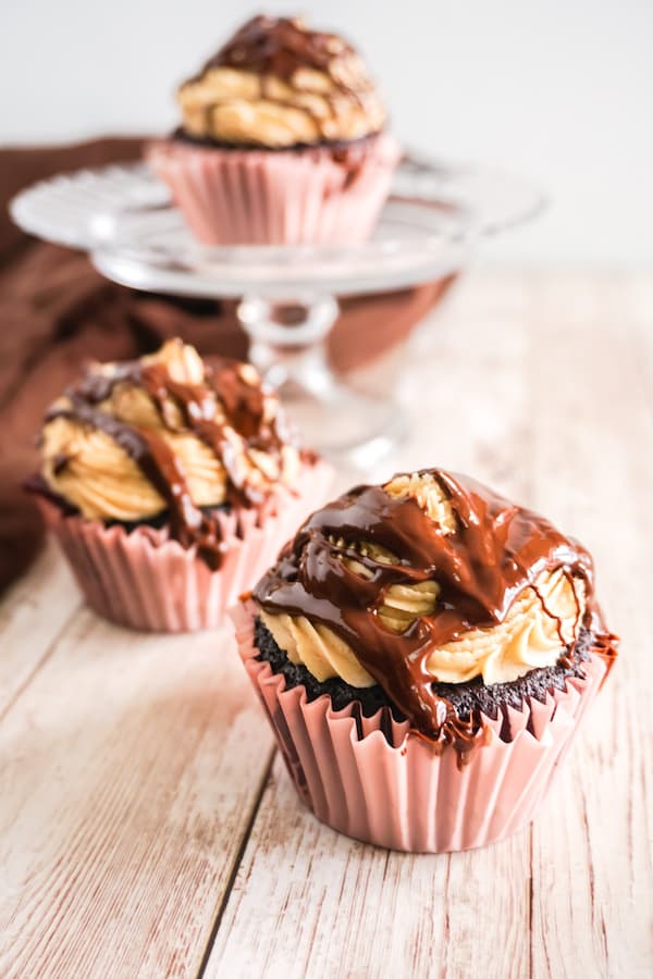 reeces peanut butter cup cupcakes